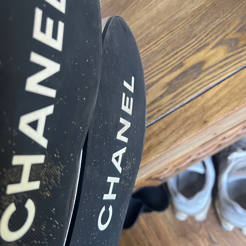 CHANEL Silver Leather Camellia Strap Platform Sneakers - Picture 5 of 8